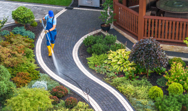 Best Sidewalk Pressure Washing  in Ranchettes, WY